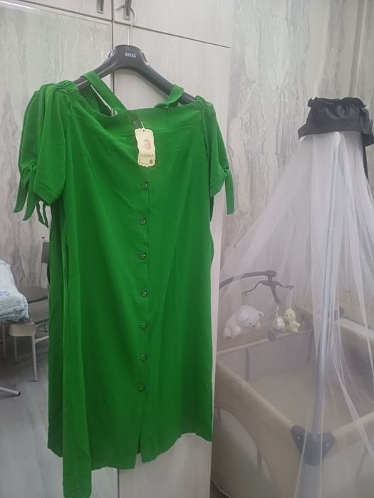 Продаётся совершенно новый платье