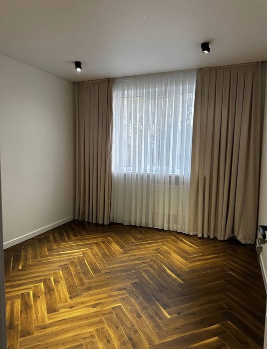 Новомосковская | 3 комнаты | Авторский ремонт / кирпич