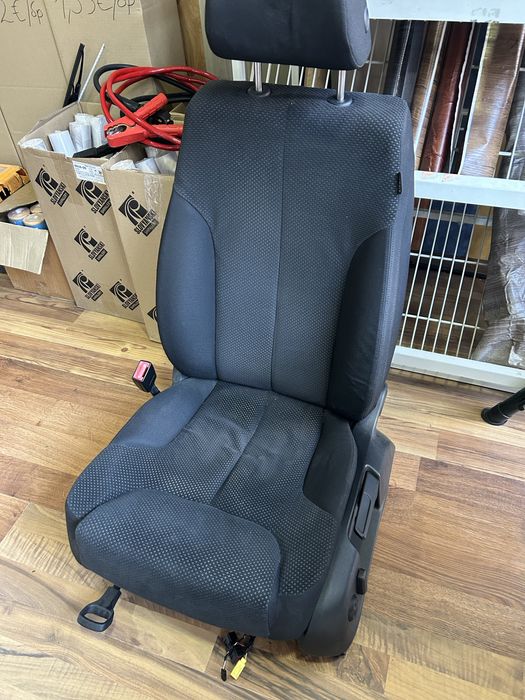 Седалки passat b6