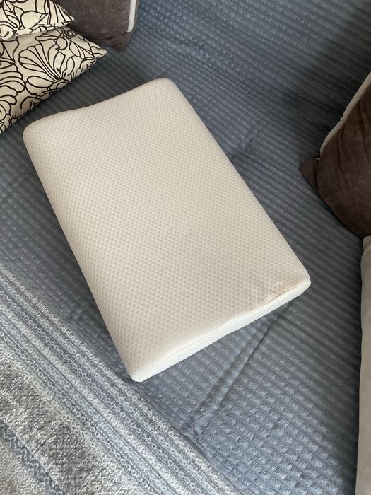 Подушка с эффектом памяти
