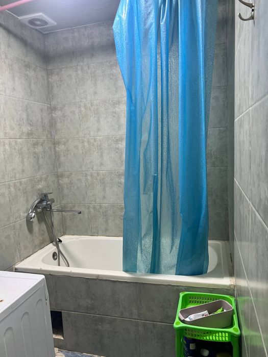 Mirzo Ulugʻbek t. Maksim Gorkiy metro sheriklikka 2 ta qiz