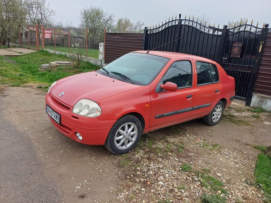 Clio cu gpl nou  și întreținută