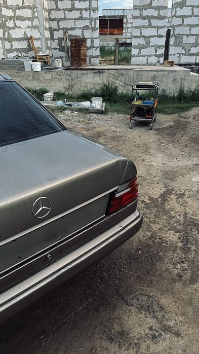 Mercedes e230 в хорошем состоянии