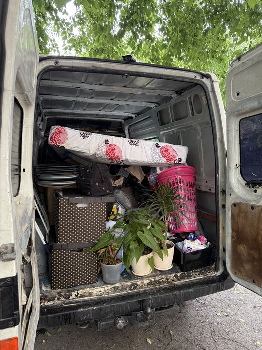 Transport Marfă-Mutări-Debarasări Relocari Firme-Montaj/Demontaj Mobil