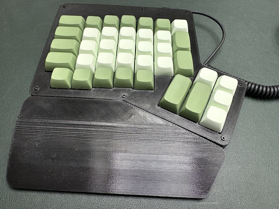 Split Клавиатура Ergodox