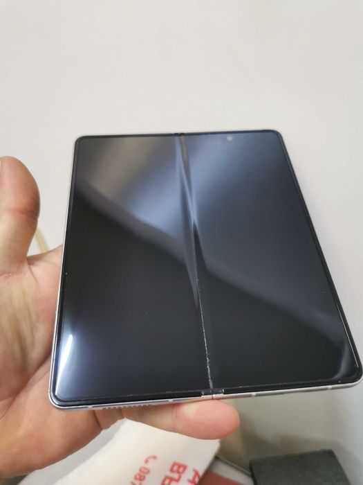 Дисплей за Samsung Galaxy Z Fold 3 400лв.