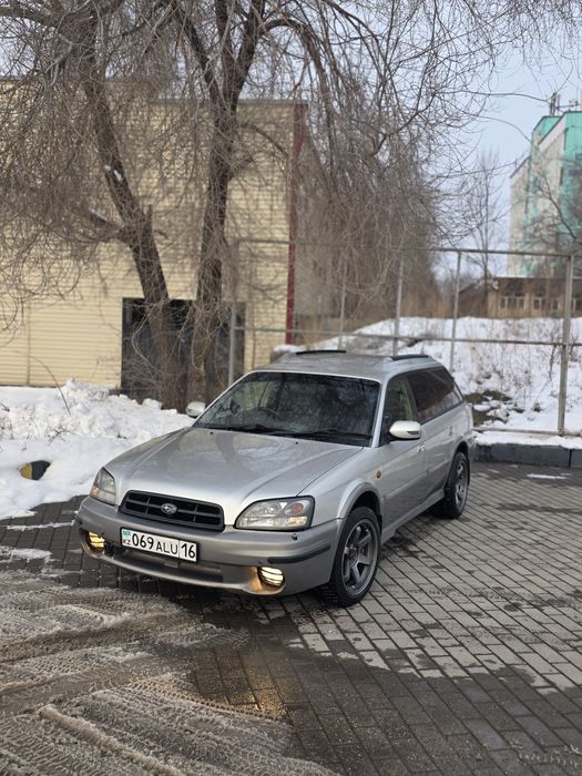 Subaru legacy Lancaster 3 литра