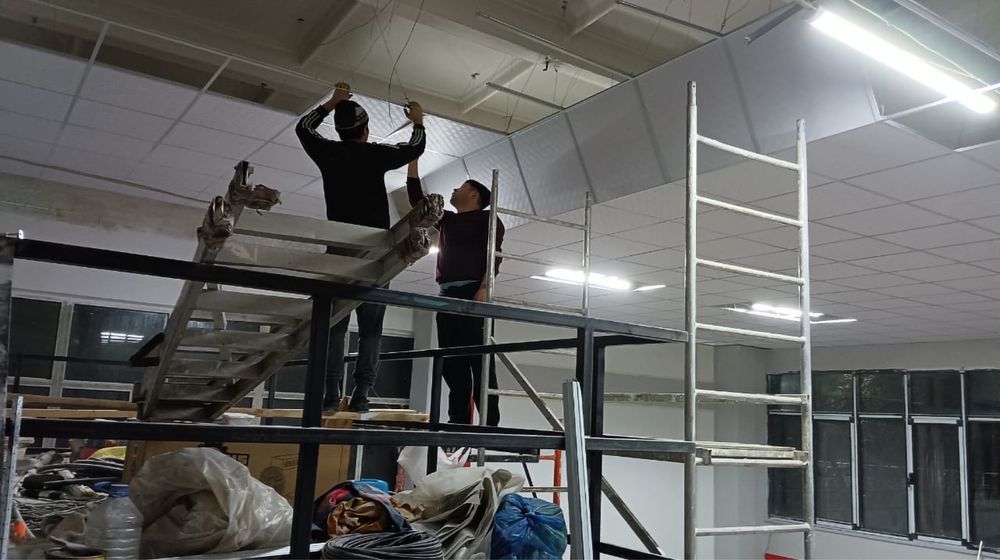 Армстронг Армстронг