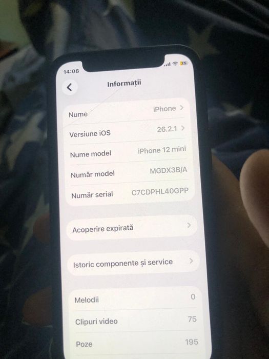 Iphone 12 mini urme de uzura dar merge perfect