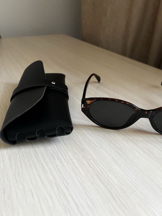 Очки женские солнцезащитные