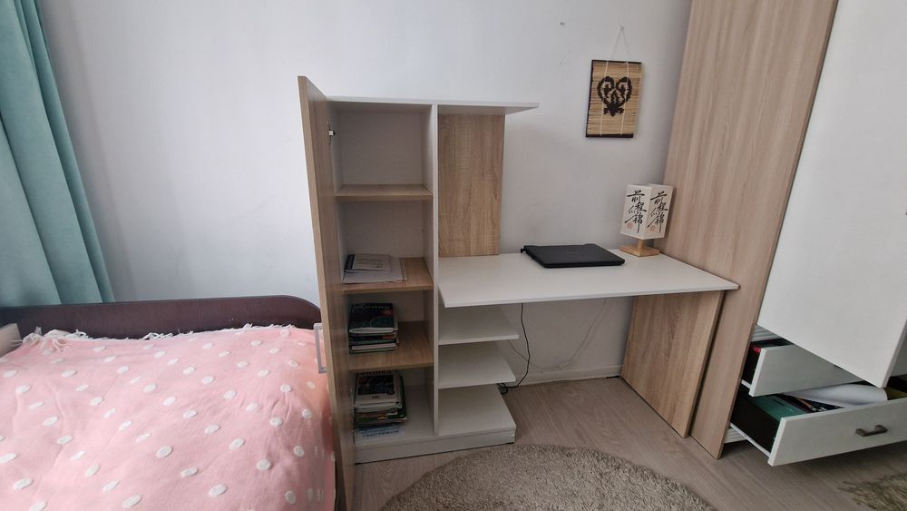 Продам стол компьютерный GreenMebel