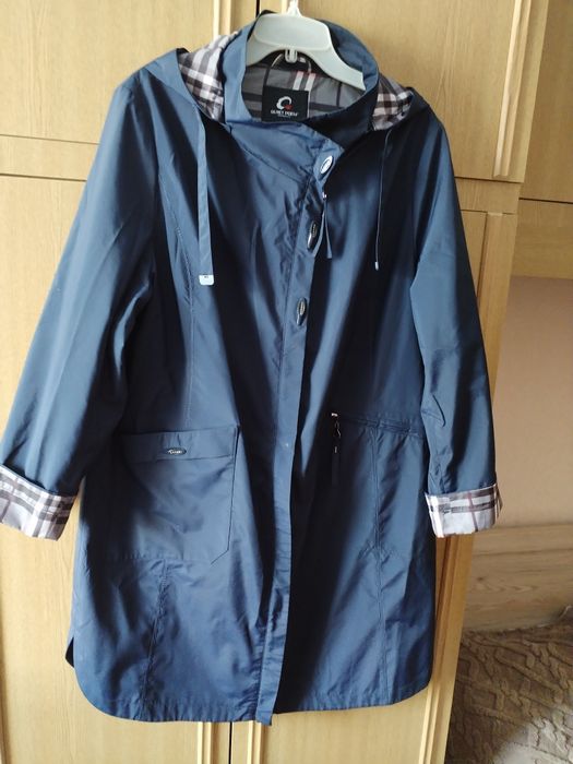 Продам плащ женский (весна-осень)