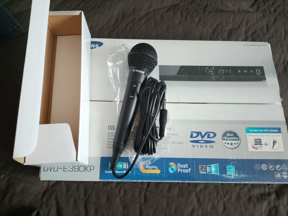 ДВД плеер продам новый