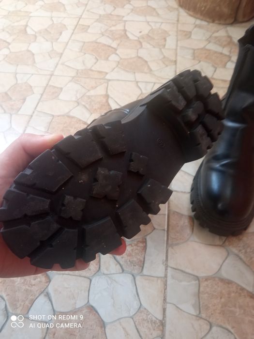 Женские ботинки 40размер