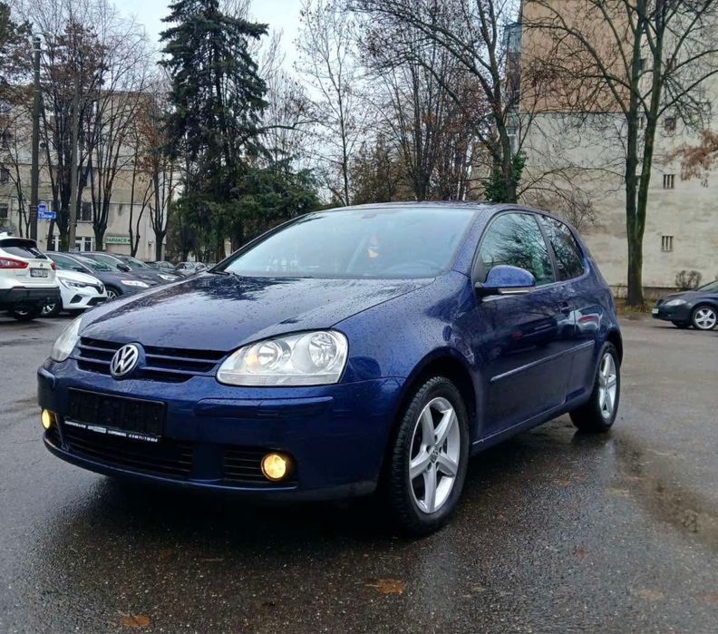 Vând VW Golf 5 !! 1.4 Mpi !!