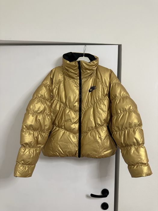 Geaca de puf Nike Gold
