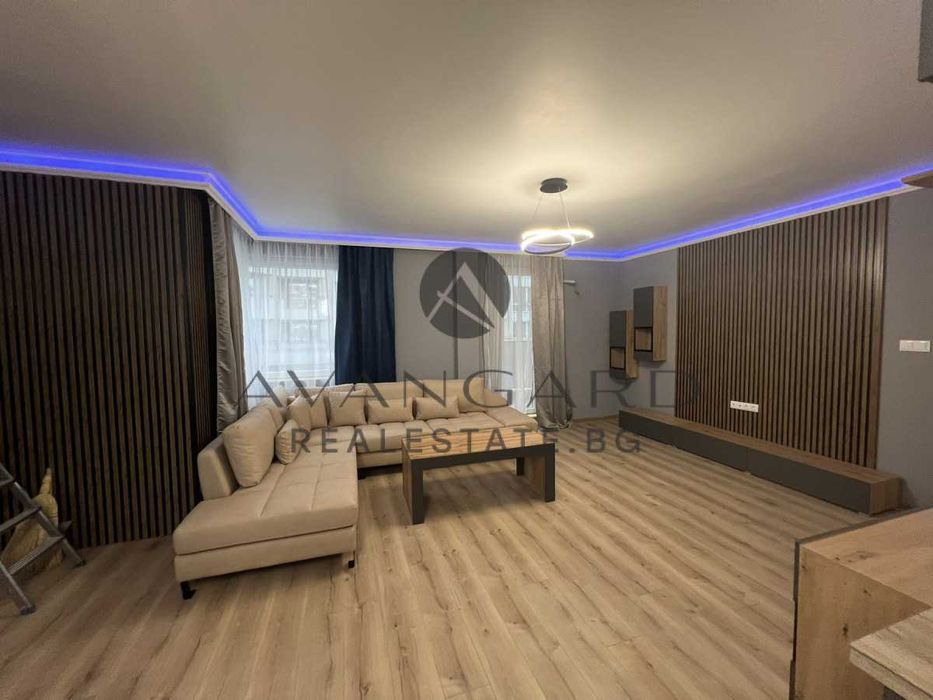 Продава се Тристаен апартамент в Пловдив, Кючук Париж - 115 кв.м за 1774 €/кв.м - Снимка #3