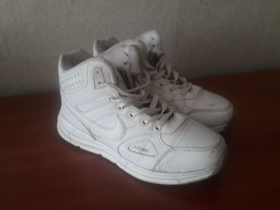 Продам обувь новую и б/у недорого