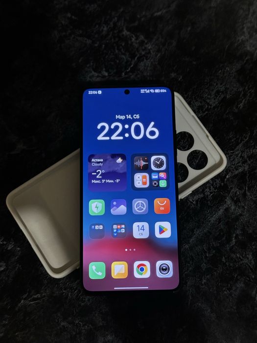 Redmi K70e  на  12+12/256GB