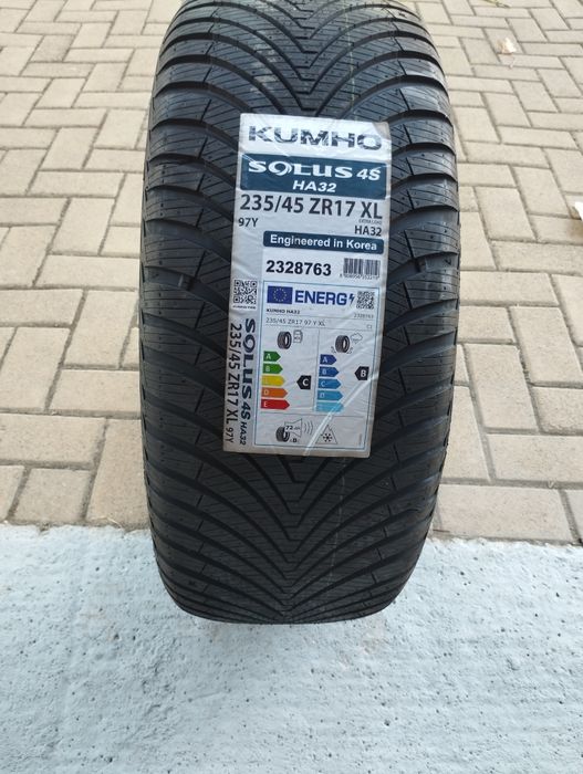 Авто гума 235/45/17 KUMHO чисто нов 4бр комплект