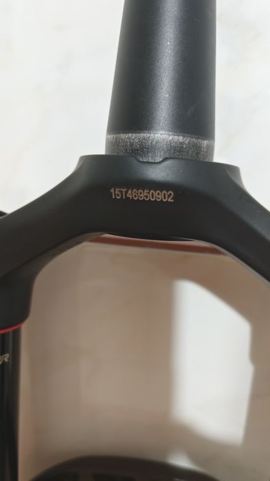 Furcă ROCKSHOX YARI RC, 27.5, 160mm