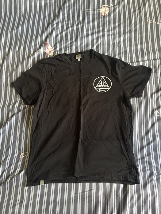 Tricou negru bench