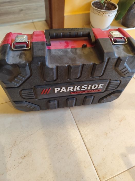 нови куфари Parksaid