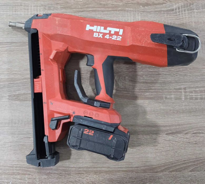 Акумулаторен пистолет за пирони в бетон Hilti BX 4 22