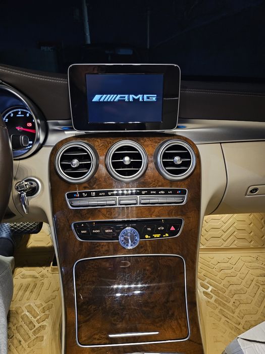 Mercedes C200, AMG fabrică. 117.000 km reali !!! VARIANTE-CASH NEG.