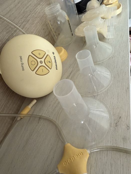 Двуфазна електрическа помпа за кърма Medela