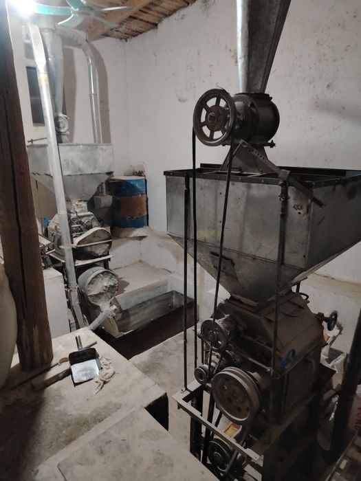 Tegirmonlar sotiladi