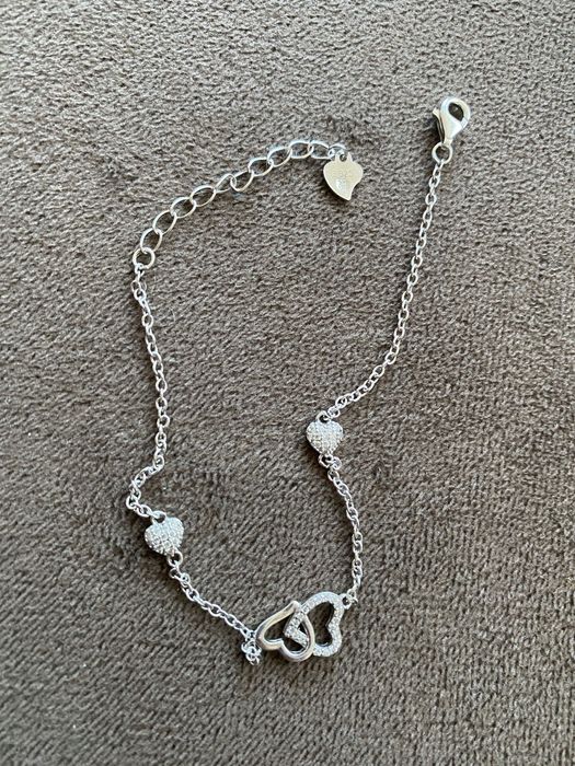 Сребърна гривна сърце