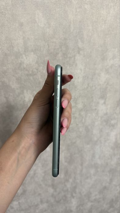 Iphone 11 с коропкой