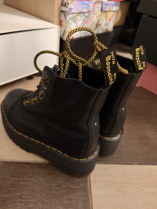 Bocanci Dr. Martens
