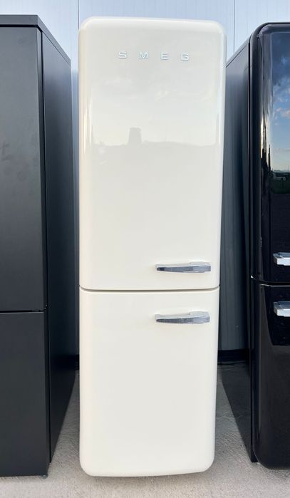Хладилници SMEG .