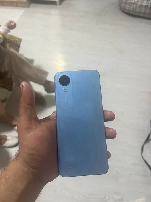 Opp A17  telefoni sotiladi pamiti 64 tarobka