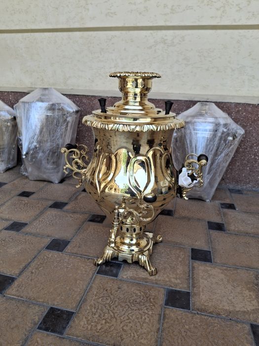 Samovor elektricheskiy ichlari oqlangan yangi