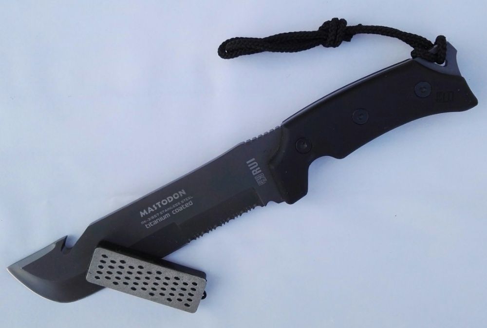 Cuțit tactic / supraviețuire / vânătoare