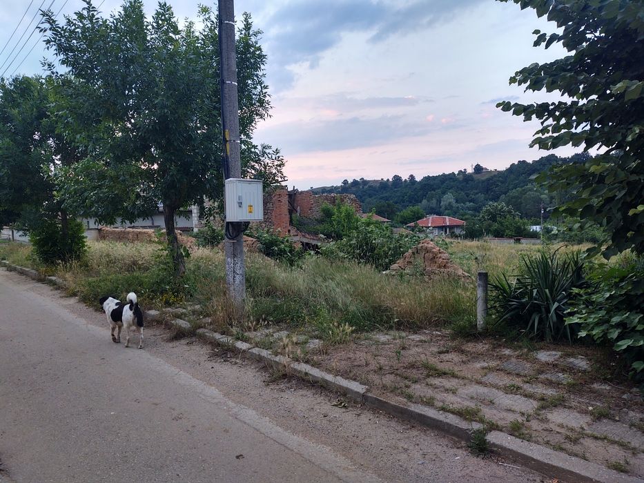 Най-ниска цена в района - Парцели УПИ 4бр. в регулация централна част