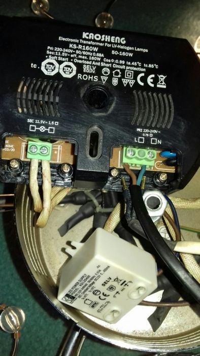 Lustra-candelabru leduri albastre si becuri halogen 12V cu telecomanda