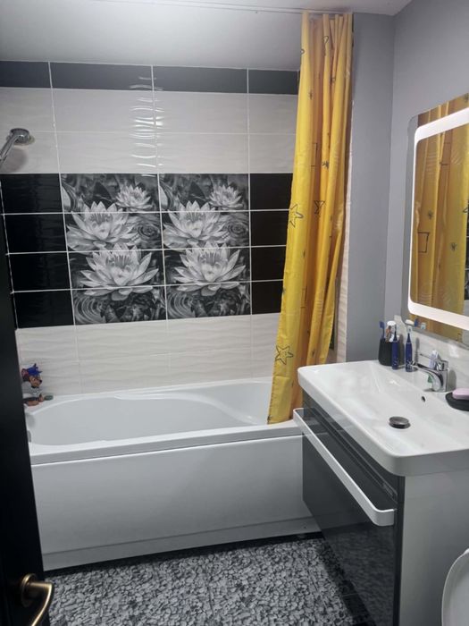 Apartament  de vânzare,zona centrală!