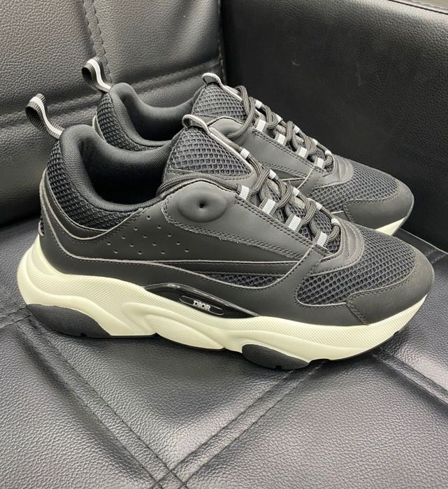 Обувки  Dior B22