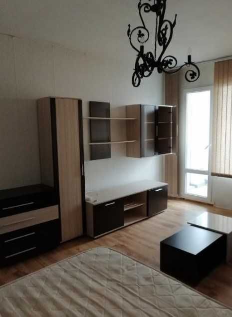 Дава се под наем Едностаен апартамент в София, Център - 45 кв.м за 409 € - Снимка #1