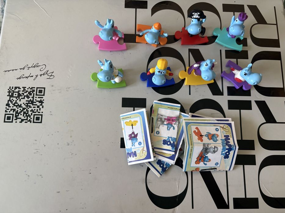 Продам киндер с бегемотами