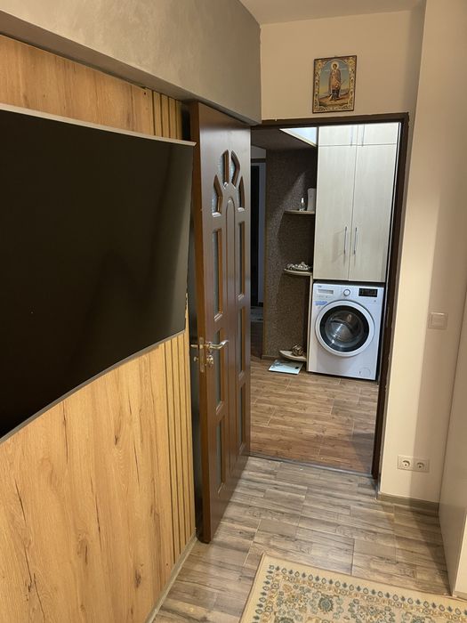 Vand apartament 4 camere