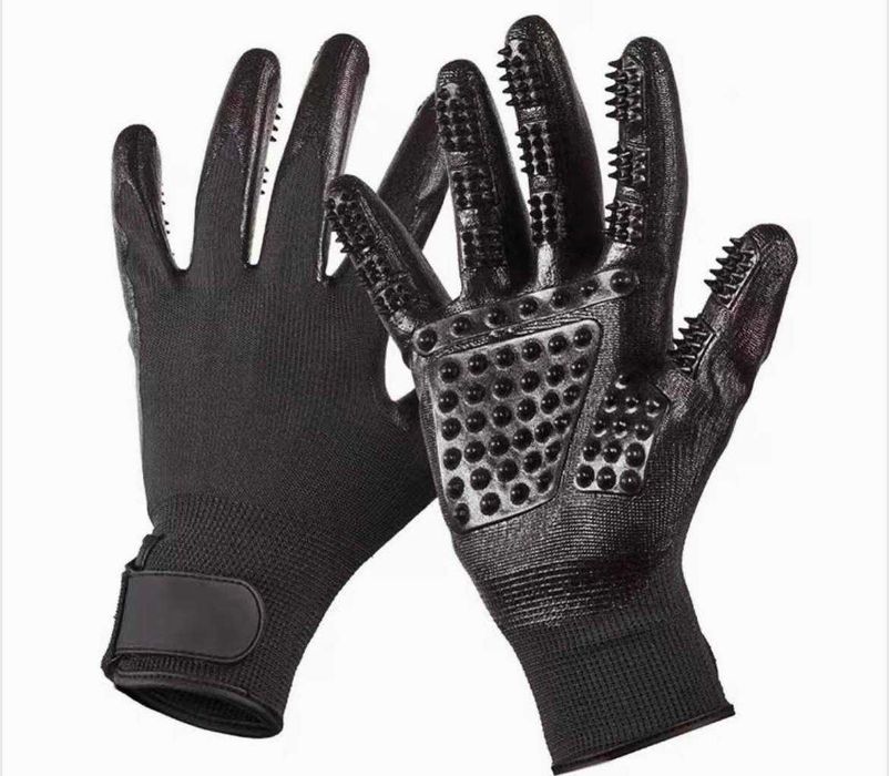 Ръкавици за сресване на животни