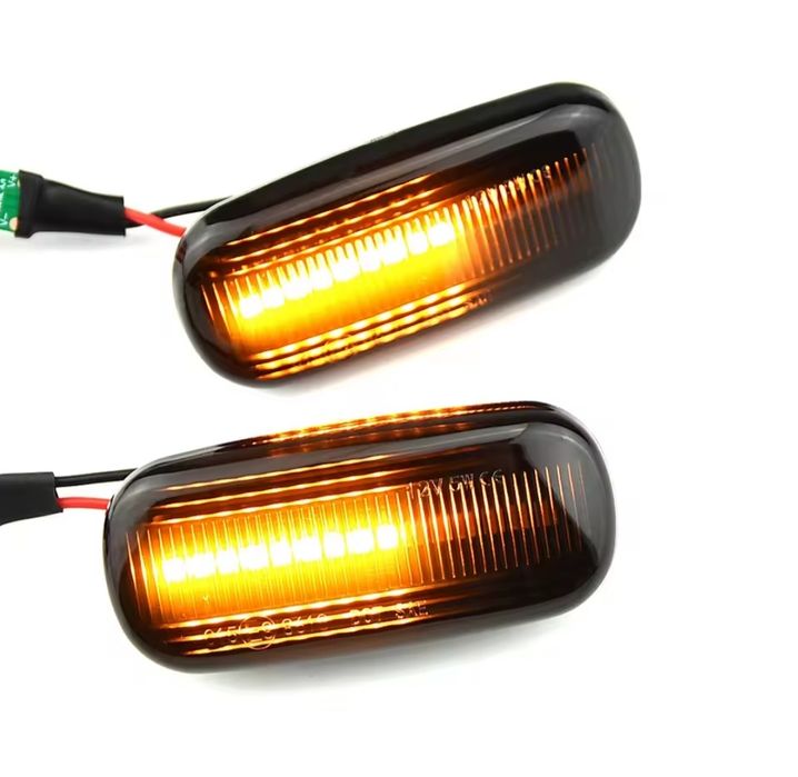 Нови бягащи/динамични мигачи за Audi A3 8P, A4 B6 B7, A6 S6 RS6 C5 C6