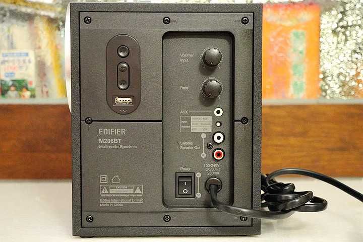 продам новый Edifier M206BT/Bluetooth 5.0/40 ватт/USB/AUX/С ДОСТАВКОЙ