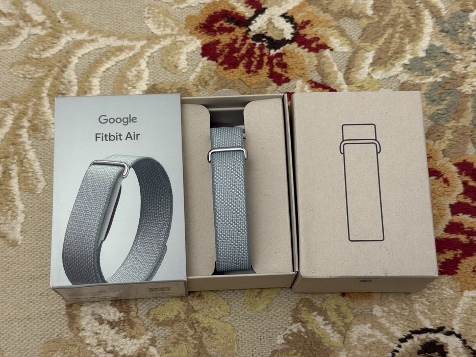 Google Firbit Air фитнес трекер