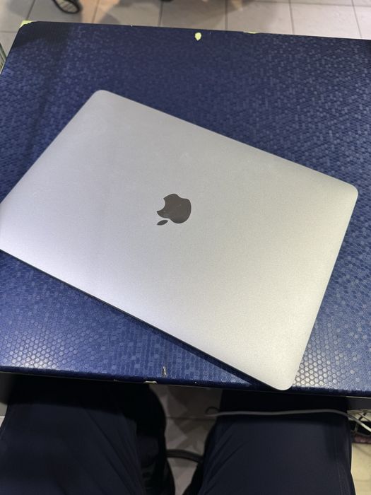 Macbook Pro 13 I5